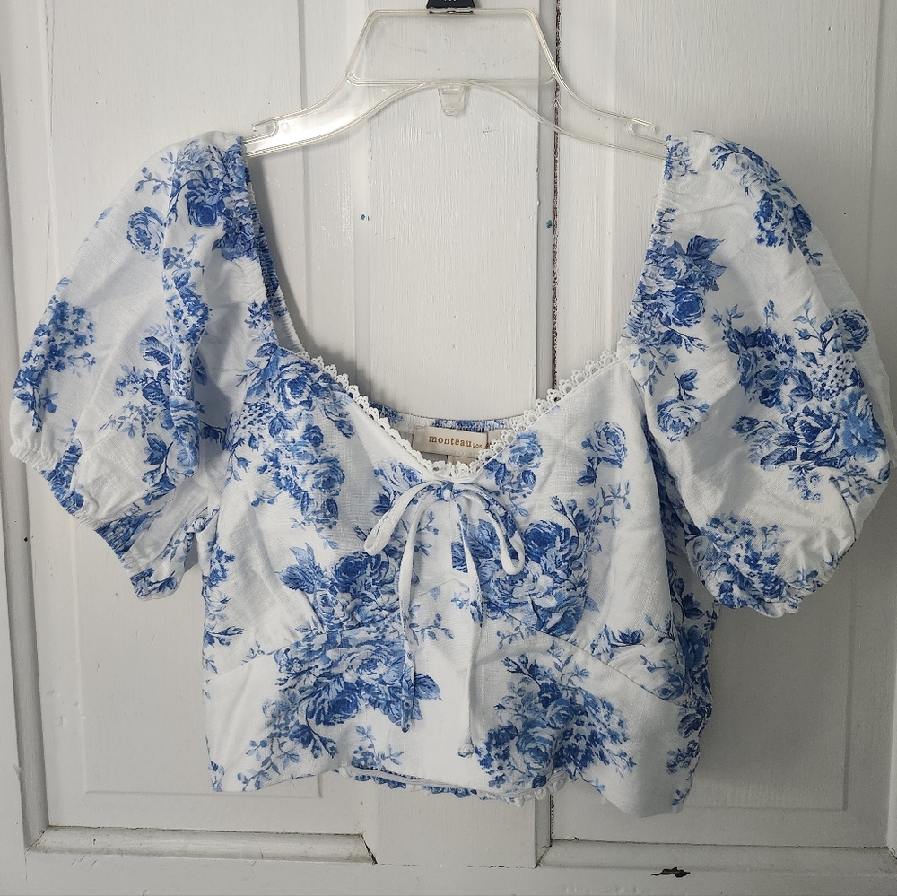 Blue Floral Puff Sleeve Blouse